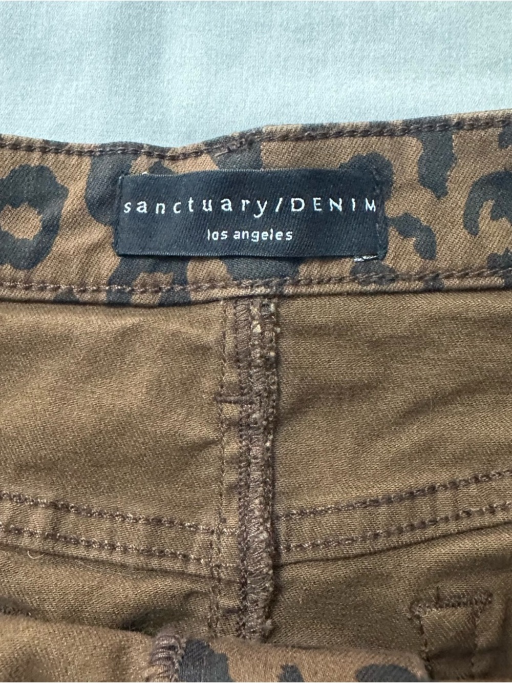 Sanctuary Leopard Print Stretch Mini Skirt Size 30 - Picture 3 of 14